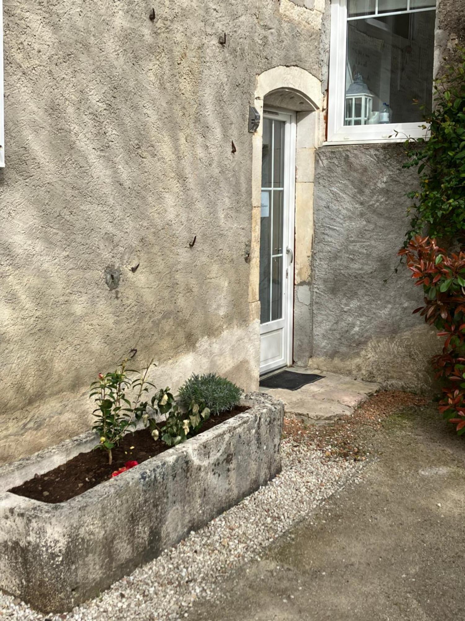 Le Temps Retrouve Hotel Rouvres-la-Chétive Exterior foto